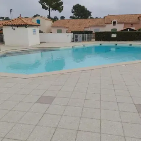 Holiday home Maison De 2 A